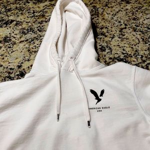 I am sharing a white American Eagle sweatshirt. Good Christmas idea for kids.